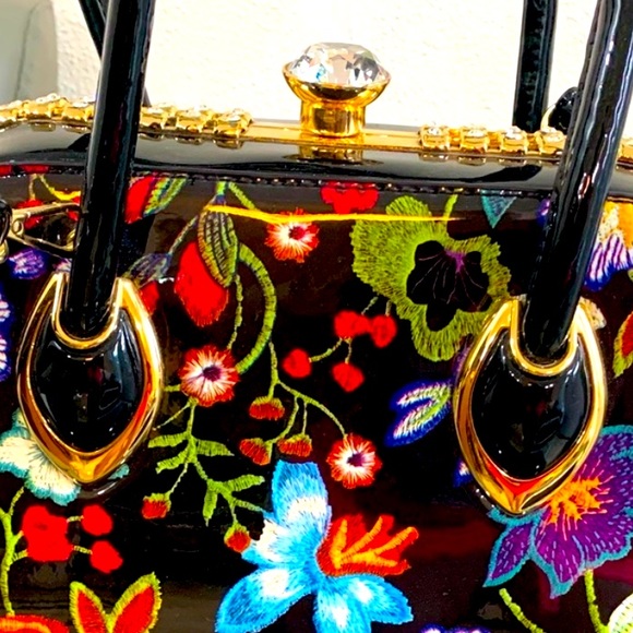 Floral & Giant Rhinestone Frame Satchel Hardshell Purse Crossbody Medium-Large - Picture 7 of 7